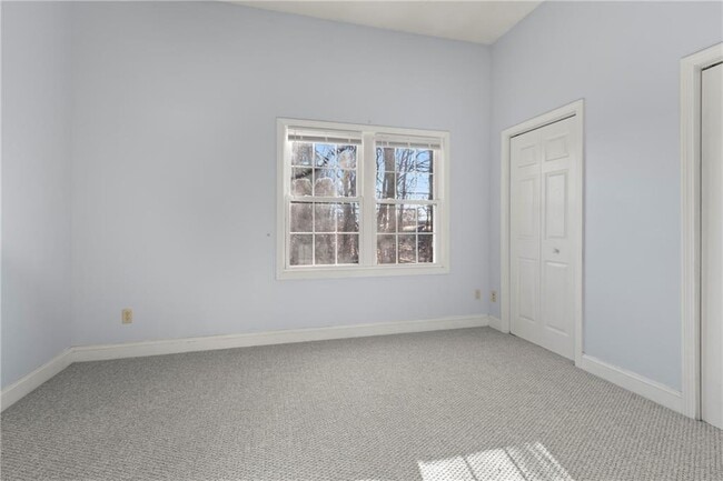 Building Photo - 102 Dixon St