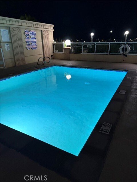 Building Photo - 488 E Ocean Blvd