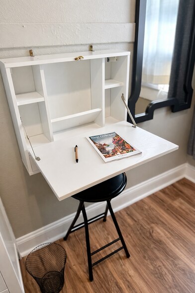 Building Photo - 2702 Felicity St