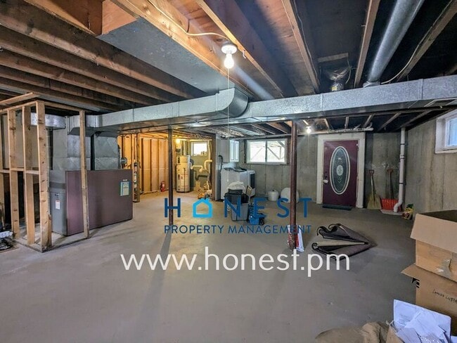 Building Photo - 151 Chimney Rd