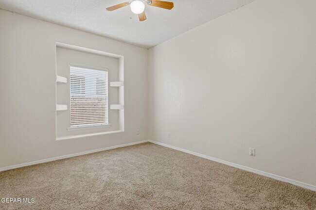 Building Photo - 13709 Paseo Sereno Dr