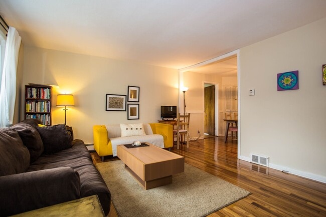 Building Photo - 36 Morningside Ave