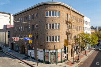 Building Photo - 202 E Wilson Ave