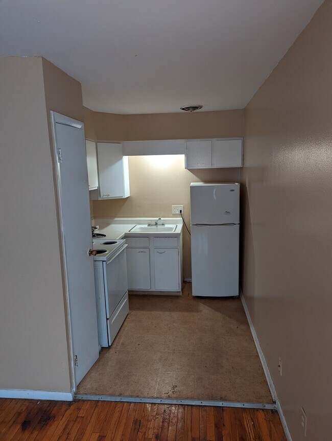 Chase Manor Apartments 811 Tennessee Ave Fort Wayne IN 46805