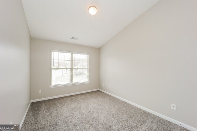 Building Photo - 3076 Broadleaf Trail Rd