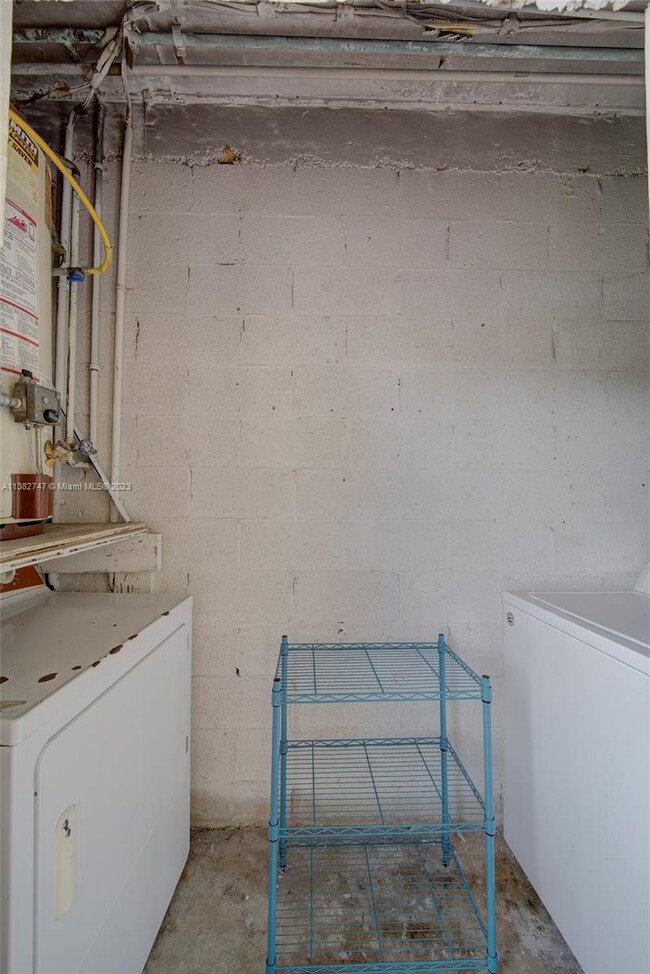 Building Photo - 15285 SW 107th Ln