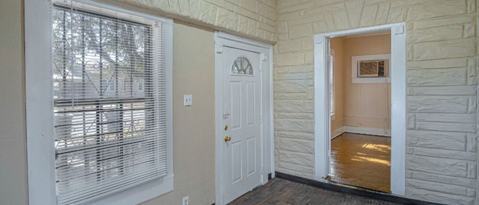 Building Photo - 639 Canton-