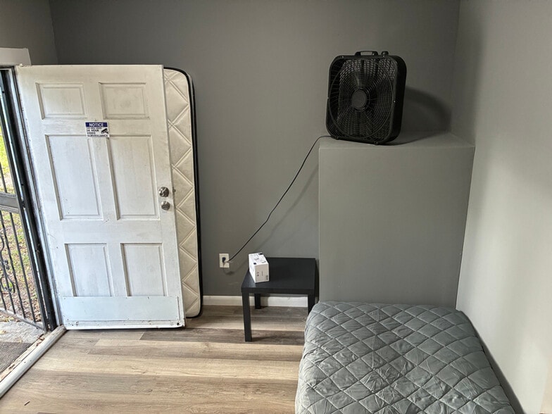 Building Photo - 3126 Martha St