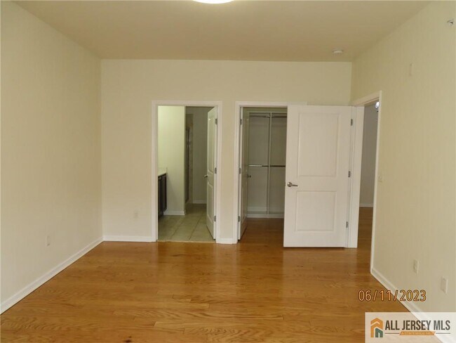 Building Photo - 544 E Celebration Way