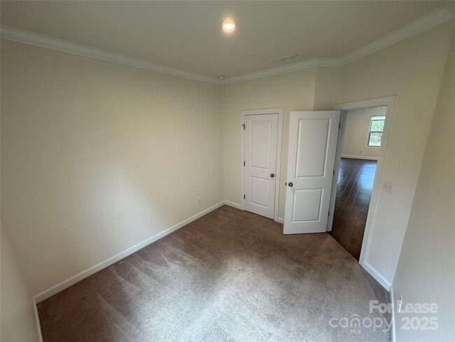 Building Photo - 4641 Collingham Dr