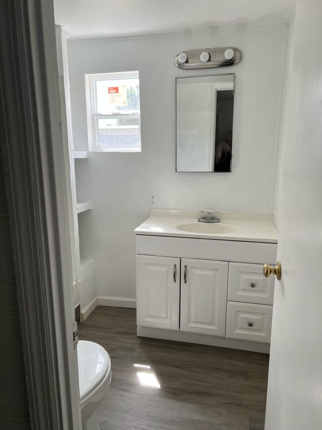 Building Photo - 127 Orchard Pl