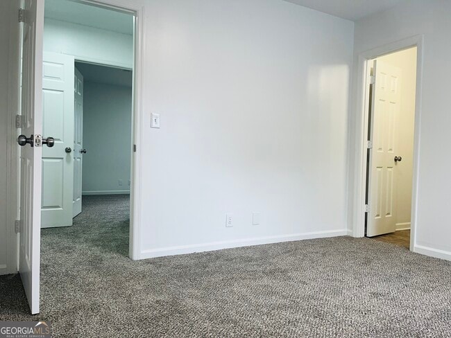 Building Photo - 207 Harwell Ave