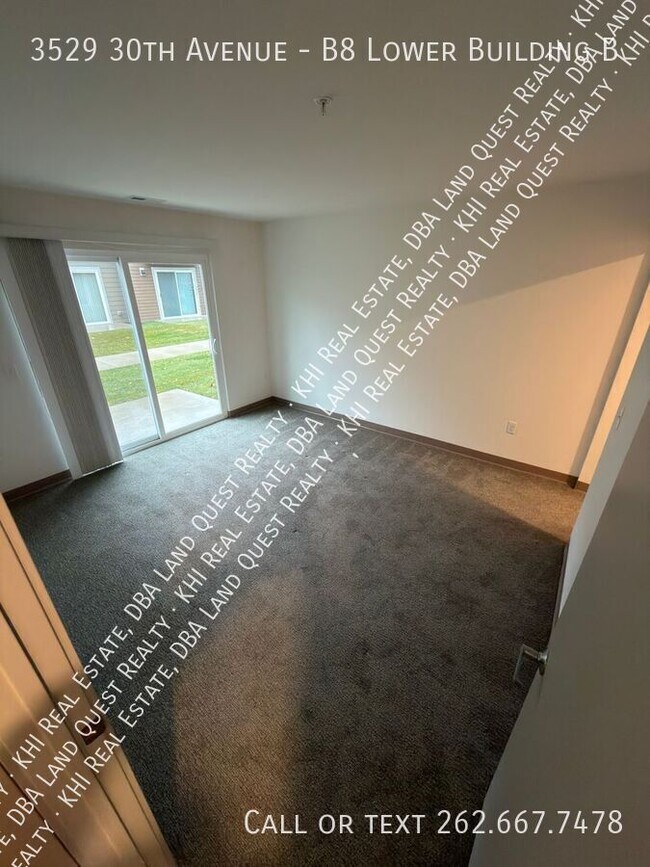 Building Photo - 3529 30th Ave