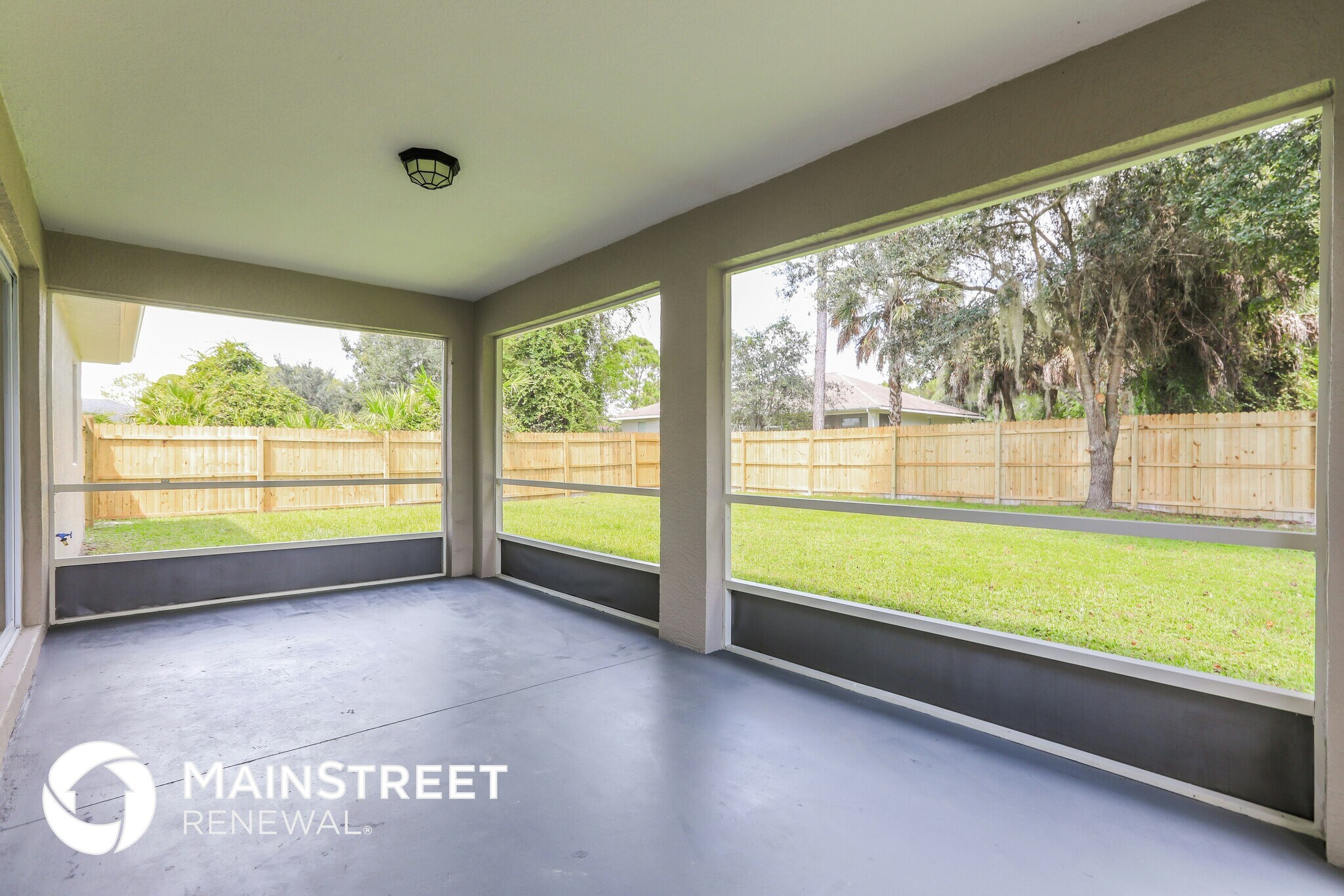 Building Photo - 2702 Nellie Ln