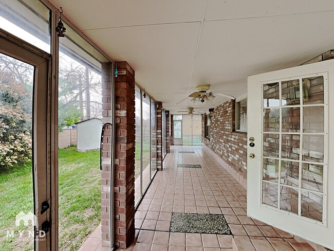 Building Photo - 21638 Longwood