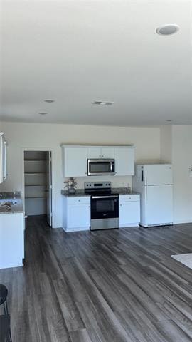 Building Photo - 776 Devonshire Dr