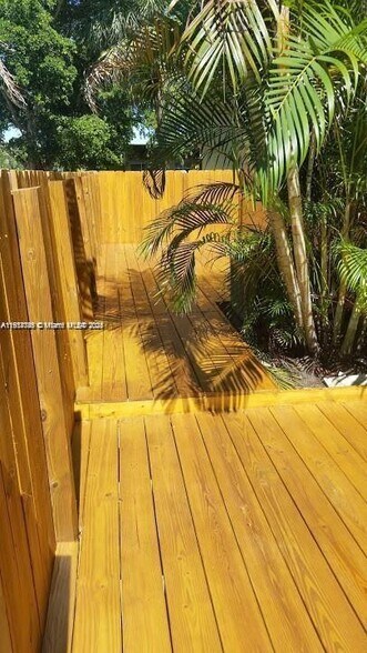 Building Photo - 3641 NW 95th Ter