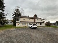 Building Photo - R2617 Bedford St