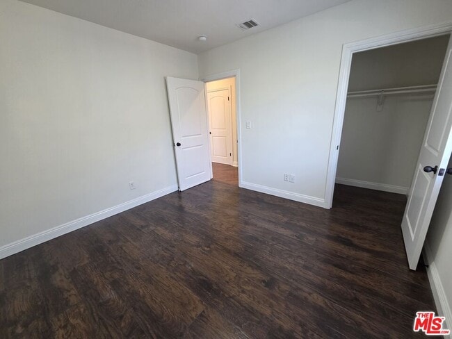 Building Photo - 5332 Virginia Ave