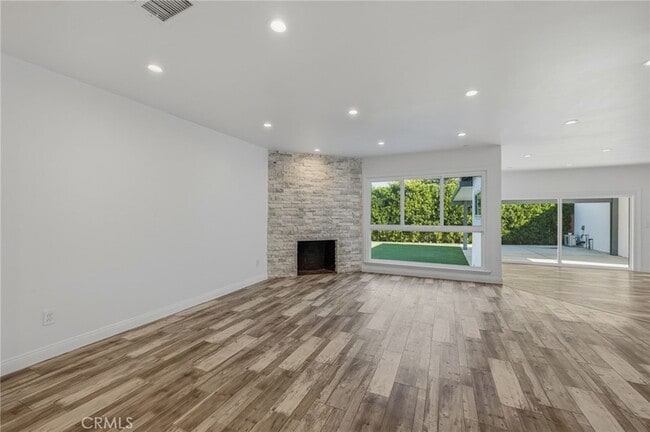 Building Photo - 6658 Kosturas Pl