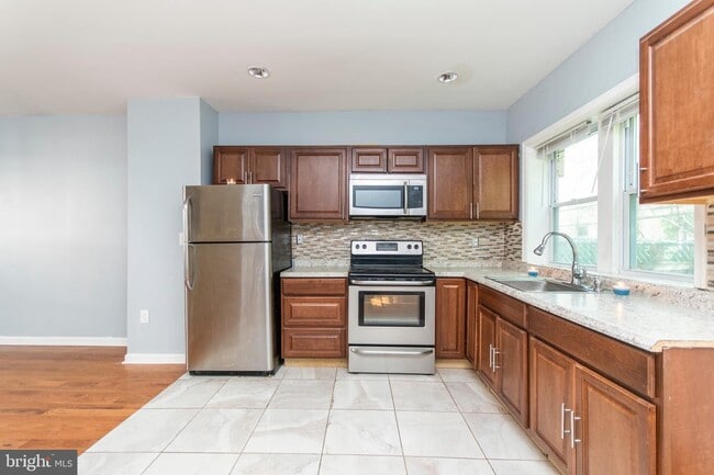 Building Photo - 2849 N Bailey St