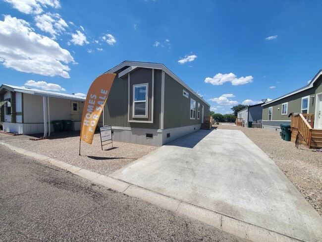 Building Photo - 4100 N Romero Rd