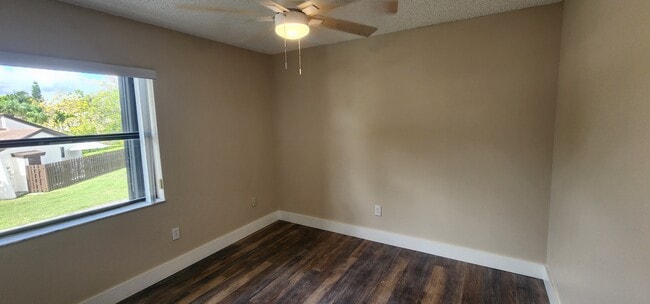 Building Photo - 12707 SW 66th Terrace Dr