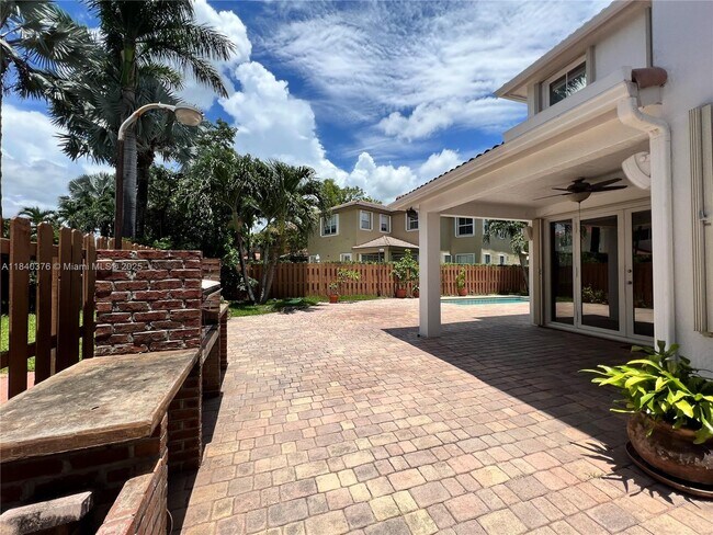 Building Photo - 8034 NW 111th Ct