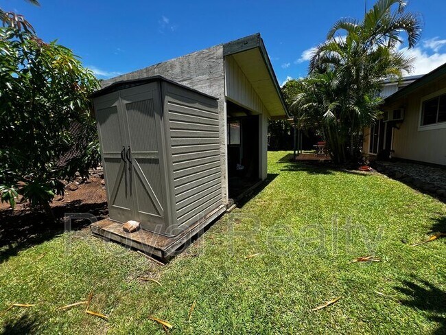 Building Photo - 167 Mahina St
