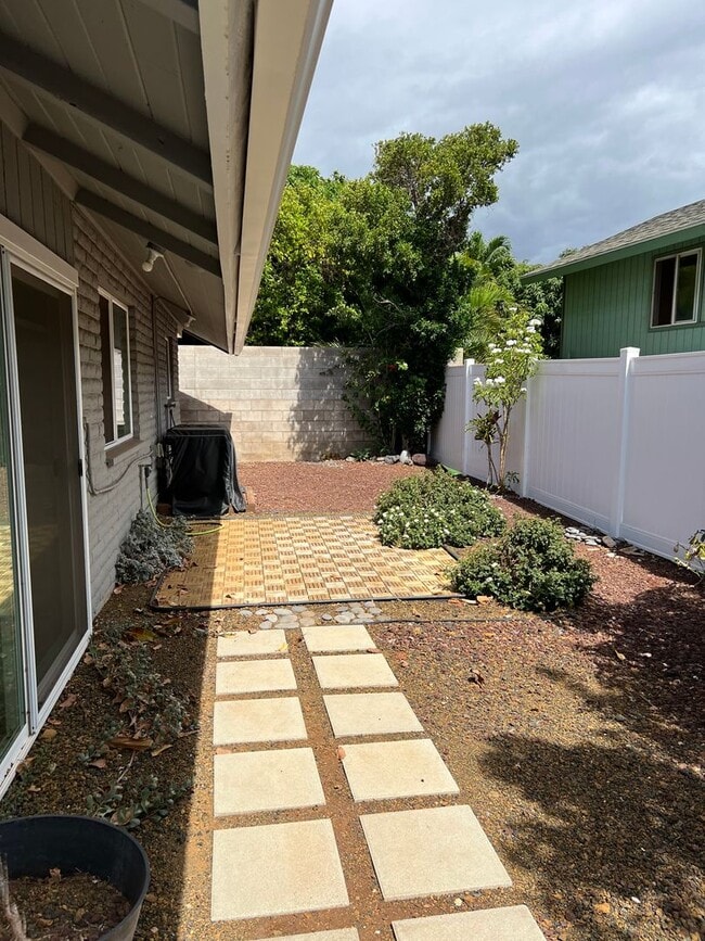 Building Photo - Charming Furnished Cottage in Kihei