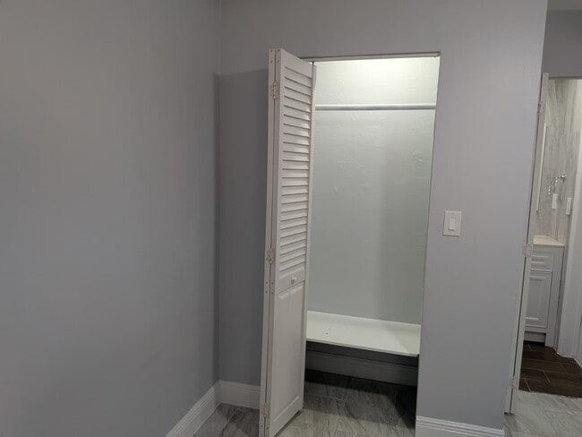 Building Photo - 2239 Polk St