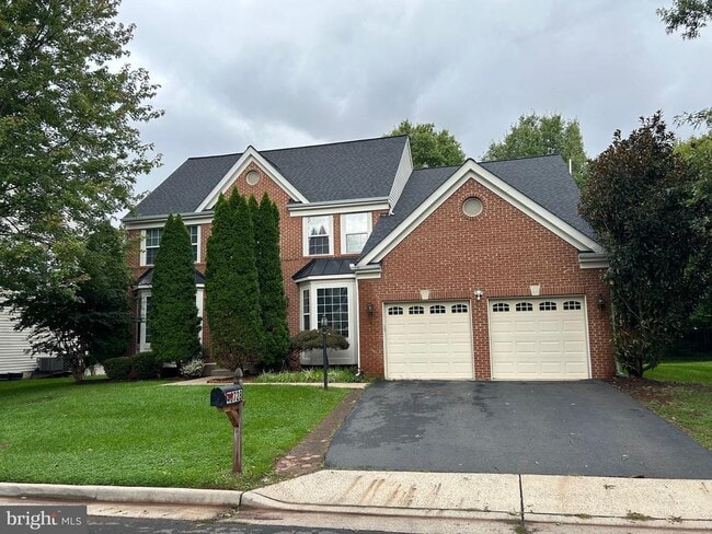 Building Photo - 46728 Hollow Mountain Pl