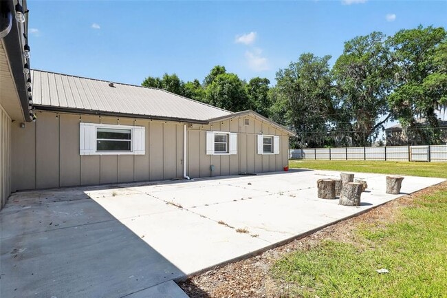 Building Photo - 3240 Apfel Rd