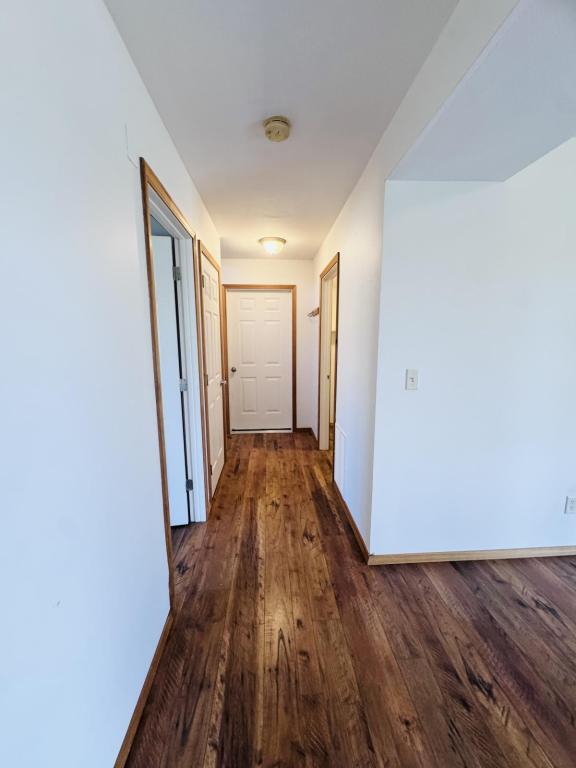 Building Photo - 3280 Strom Dr