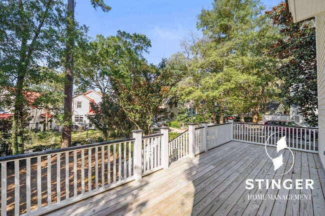 Building Photo - 130 Bartram Dr