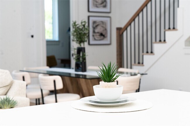 Building Photo - 3486 Luca St