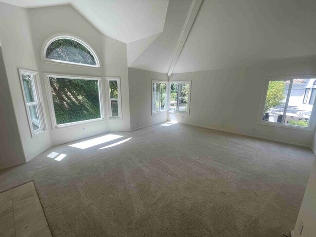 Building Photo - CALABASAS MEDITERRANEAN ESTATE IN THE BELL...