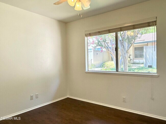 Building Photo - 1656 Orinda Ct