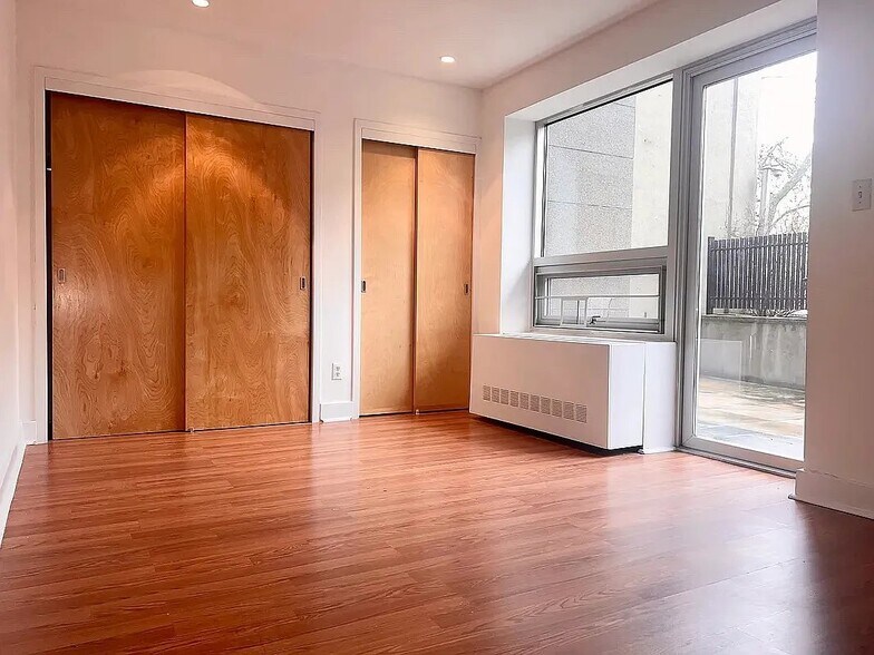 Building Photo - 308 Eckford St
