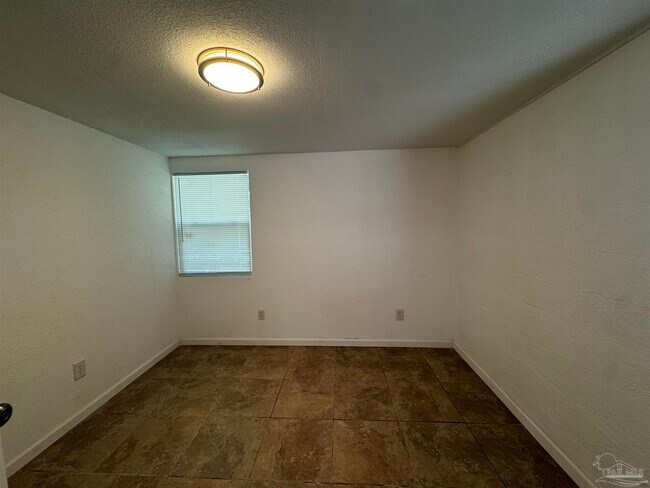 Building Photo - 5367 Locklin Ave