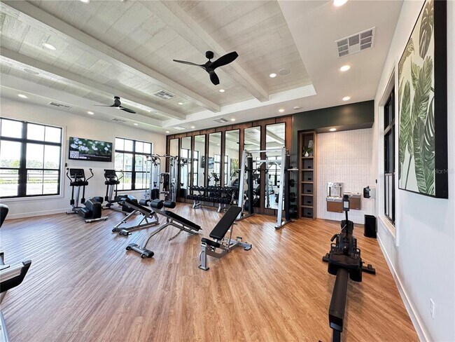 Building Photo - 1856 Crowncrest Dr