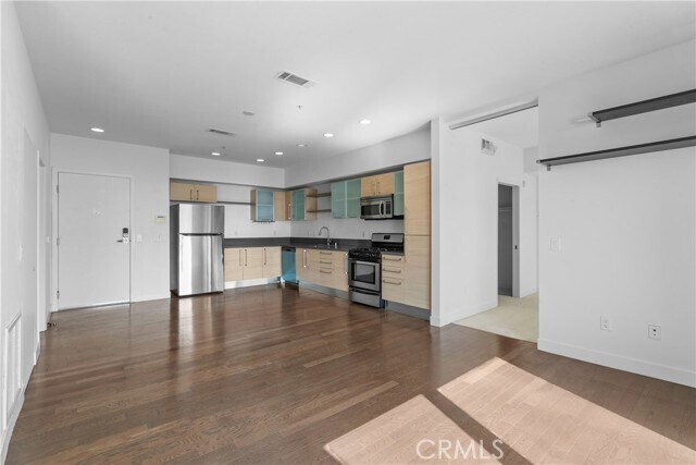 Building Photo - 1234 Wilshire Blvd