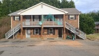 Building Photo - 2559 Green Oaks Ct SE