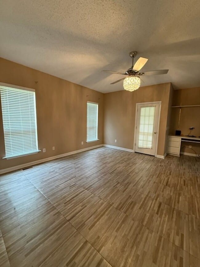 Building Photo - Check this beauiful Home for Rent **$200 off July's rent**
