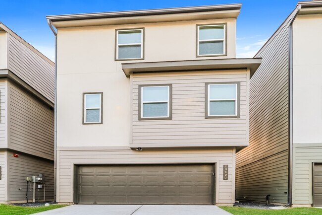 Primary Photo - 18427 Idyllic Aly