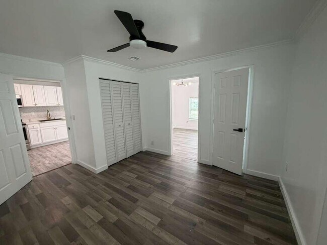 Building Photo - Northeast 7th Avenue, Pompano Beach, FL 33064 - 5 BR 3 BA house
