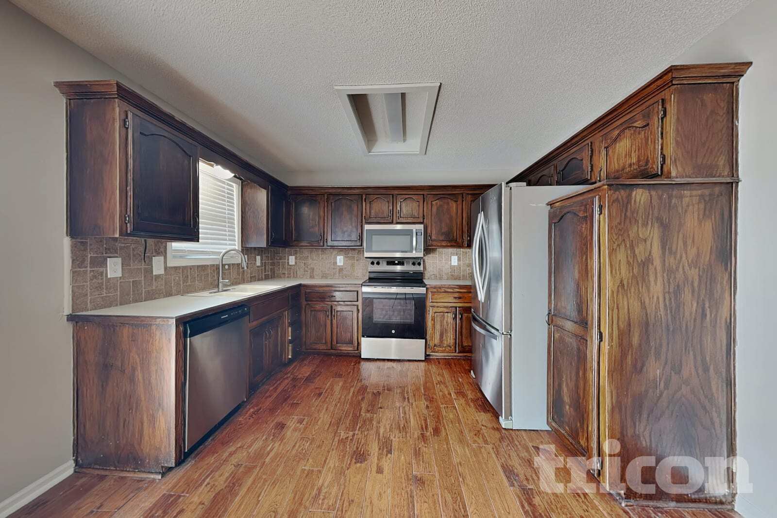 Building Photo - 1501 Cypress Dr