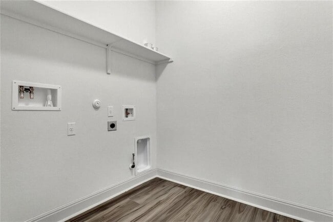 Building Photo - 17916 Curio Dr