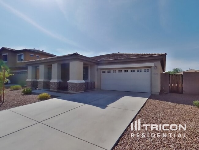 Primary Photo - 8809 W Gardenia Ave
