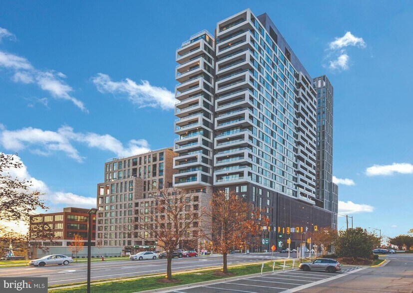Building Photo - 1650 Silver Hill Dr